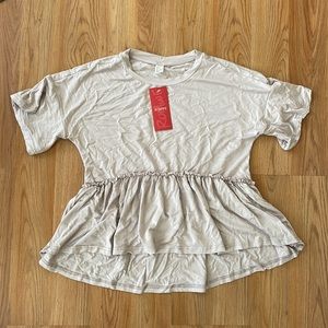 Short sleeve peplum tee